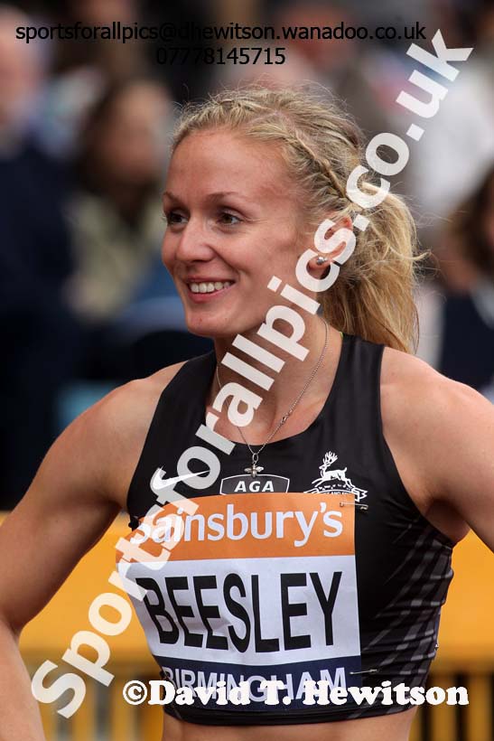 Meghan Beesley (Birchfield) 400 metres hurdles, 2014 Sainsbury's British Championships. Photo: David T. Hewitson/Sports for All Pics